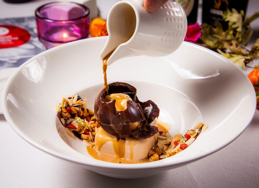 Фондан шоколадный с жидкой начинкой