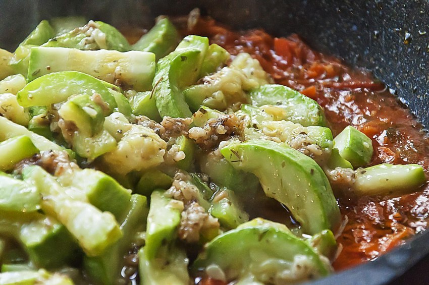 Острая закуска из кабачков