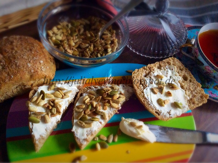 Бутерброд из кедровых орешков