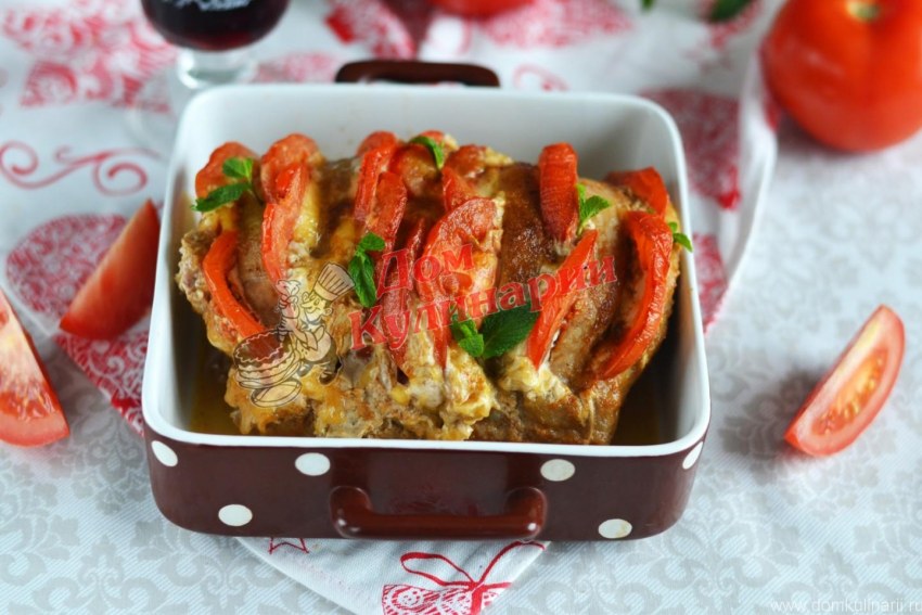 Грудка фаршированная с помидорами и сыром