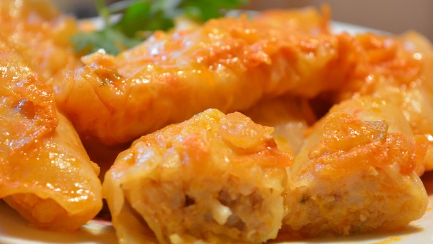 Голубцы запеченные подача