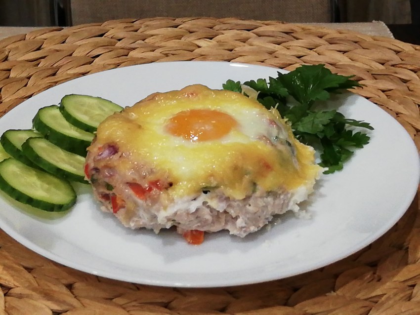 Стожки из фарша в духовке