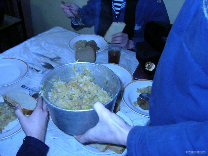 Капуста с рыбной консервой