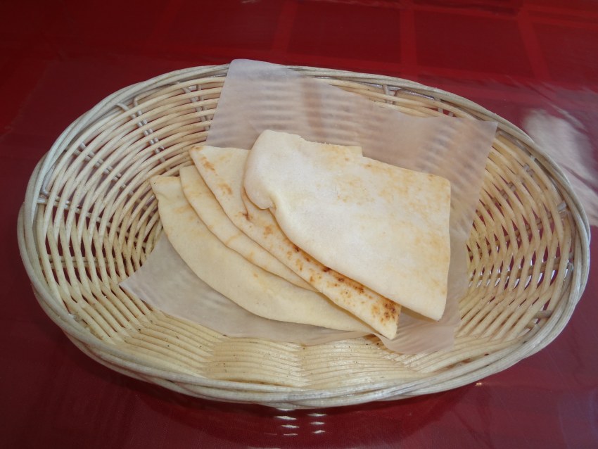 Елка из лаваша