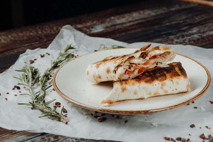 Закуска из лаваша в духовке