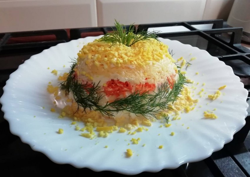 Мимоза с копченым лососем