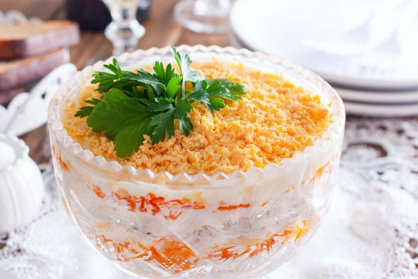 Салат Мимоза с сайрой