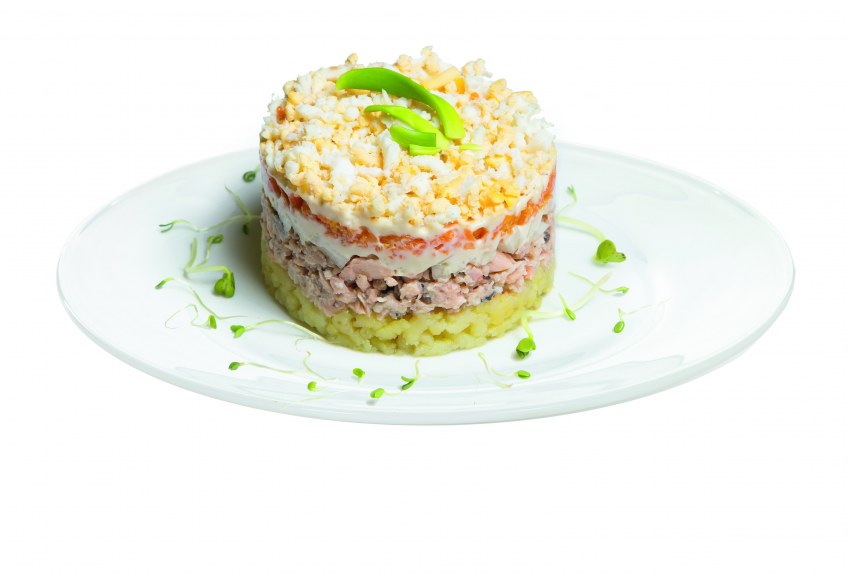 «Мимоза» с крабом и авокадо