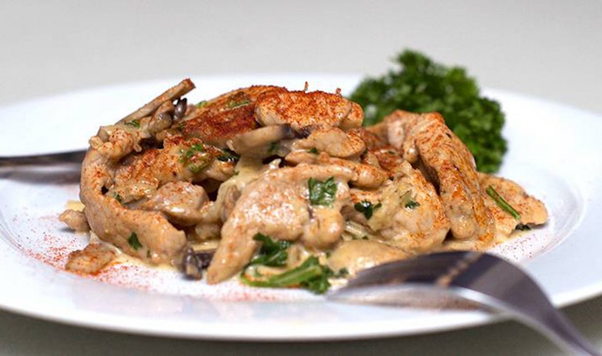 Тушеная кето свинина