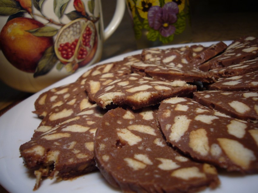 Шоколадная колбаска со сгущенкой