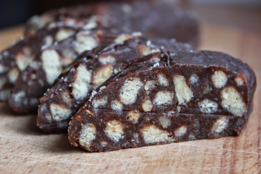 Шоколадная колбаска