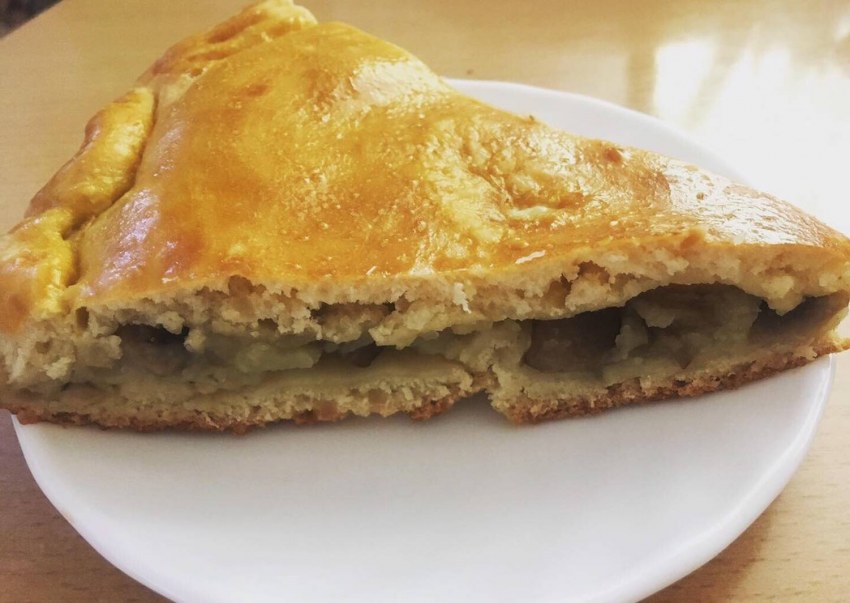 Пирог с капустой и рыбой