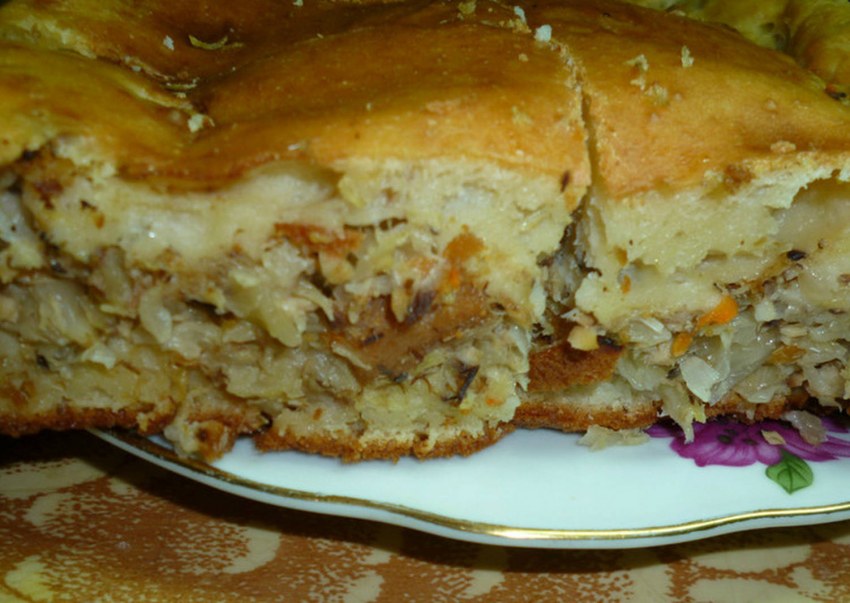 Рыбный пирог с капустой