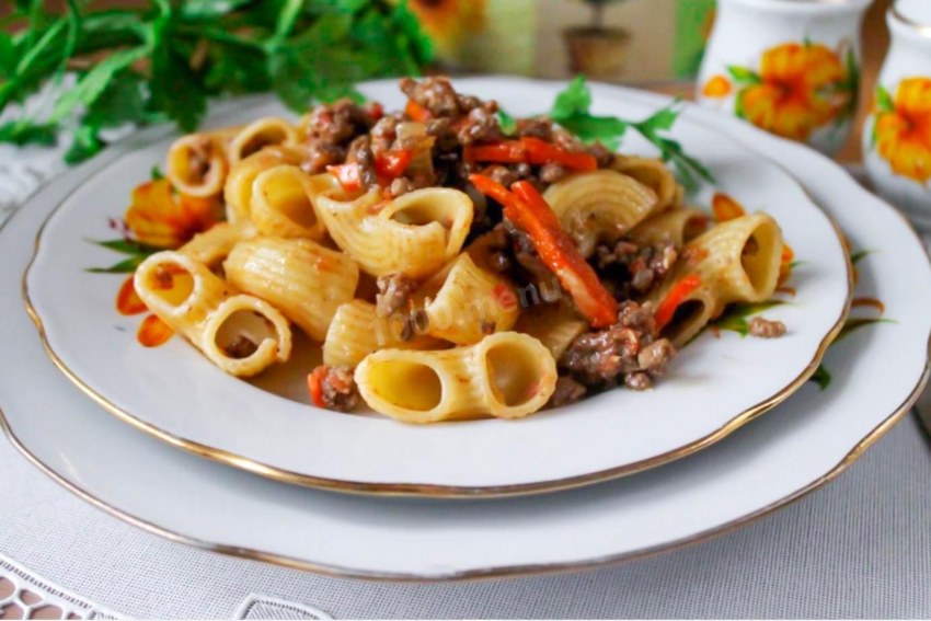 Лумакони фаршированные