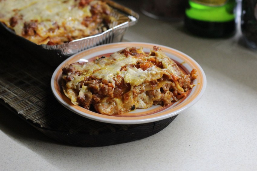 Лазанья с соусом болоньезе