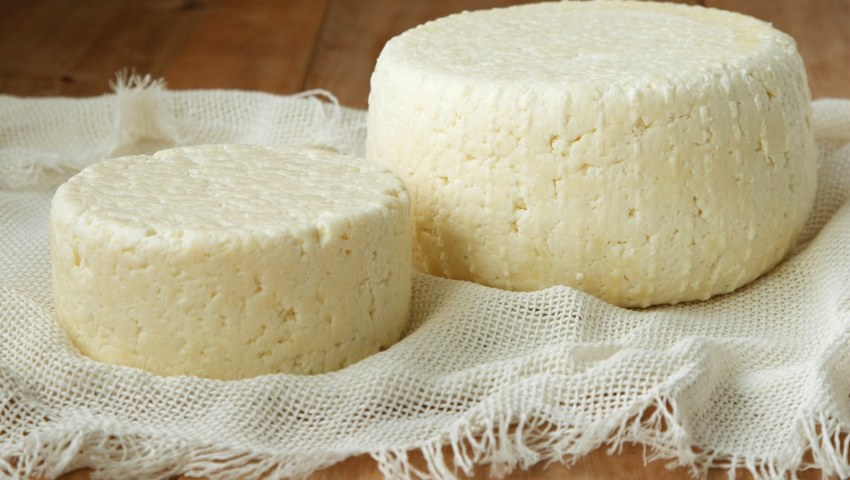 Сыр панир в марле