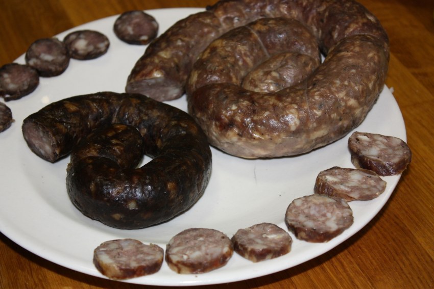 Колбаса домашняя деревенская