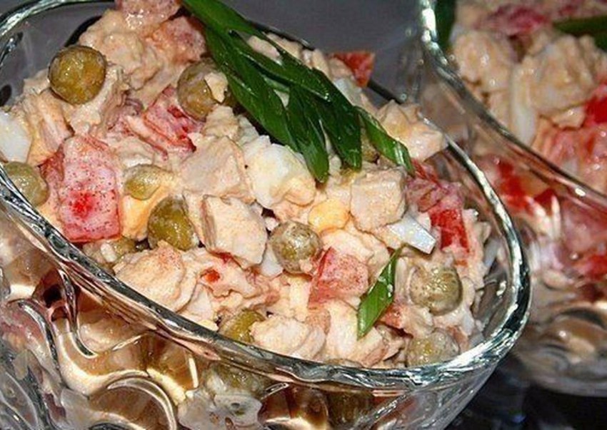 Салат охотничий с копченой