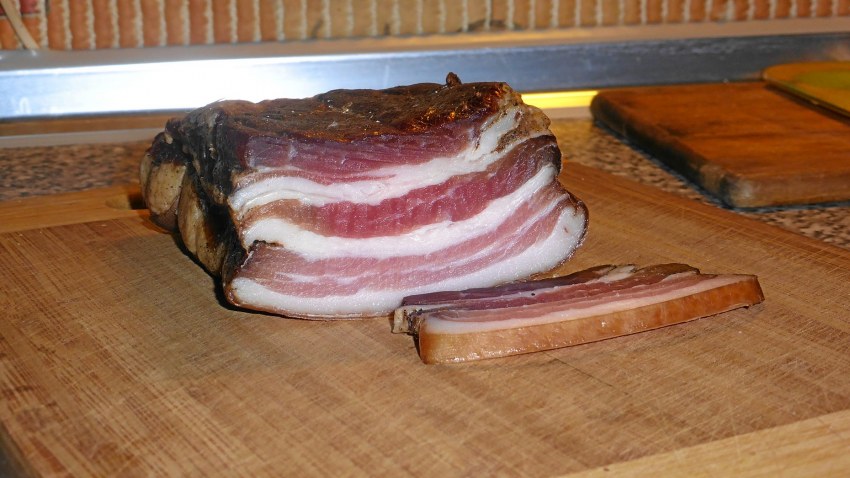 Панчетта сыровяленая