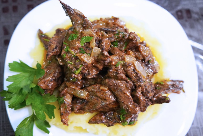 Печень жареная