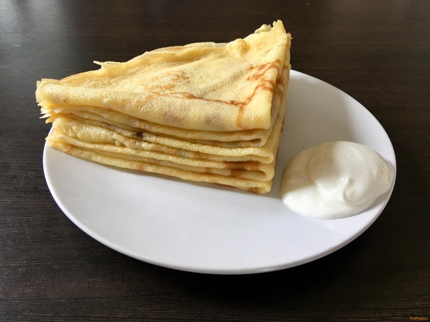 Блинчики со сметаной