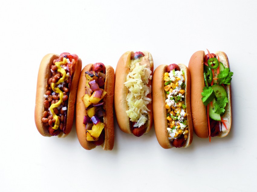 Хот дог с колбаской