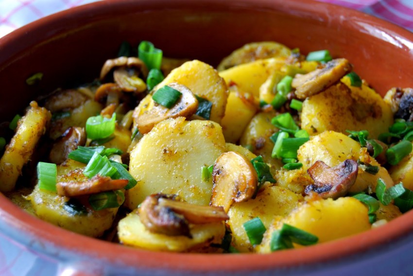 Жареная картошка с грибами