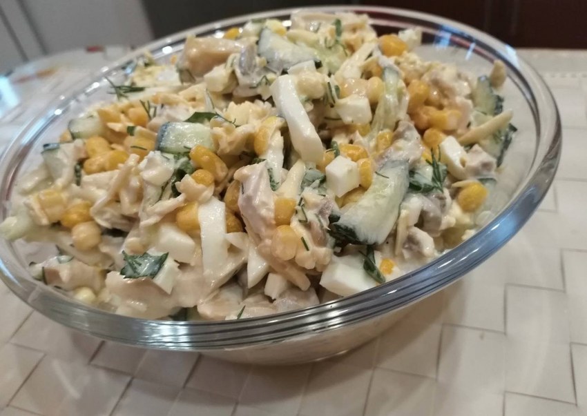 Салат курица ананас кукуруза