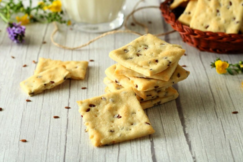 Сырные крекеры