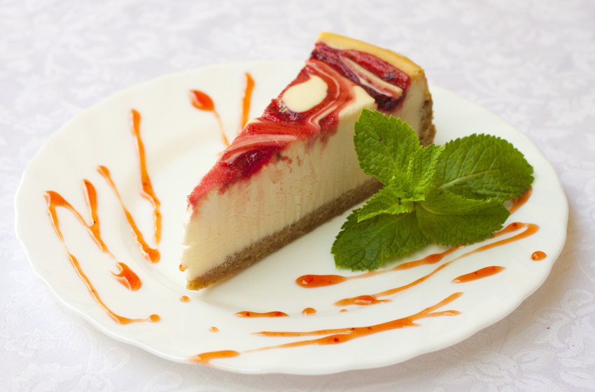 Творожная запеканка с вишней