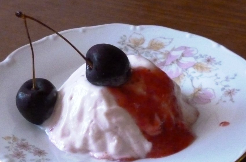 Чизкейк с вишней и творогом