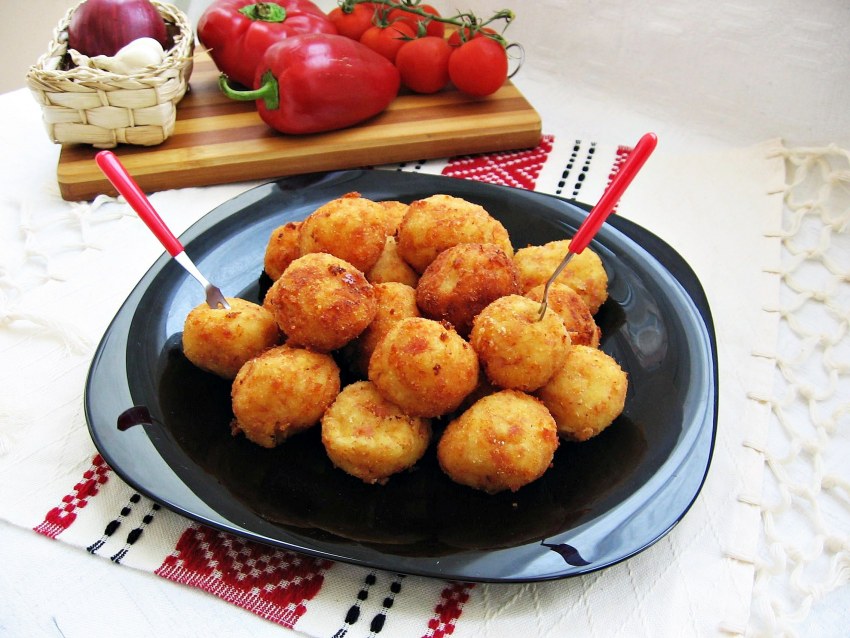 Сырные крокеты