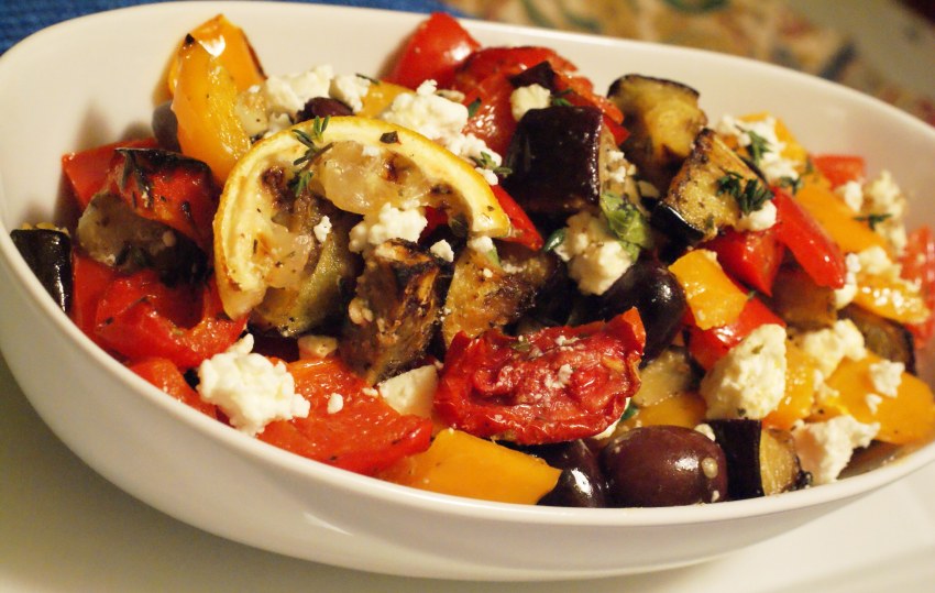 Салат с печеными овощами