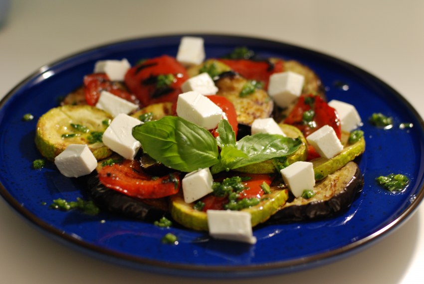 Овощи гриль с сыром Фета