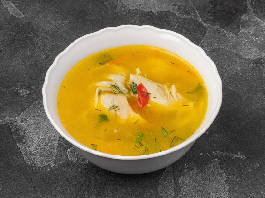 Куриный суп с лапшой