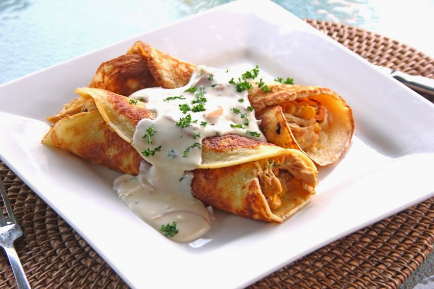 Блинчики с курицей и сыром