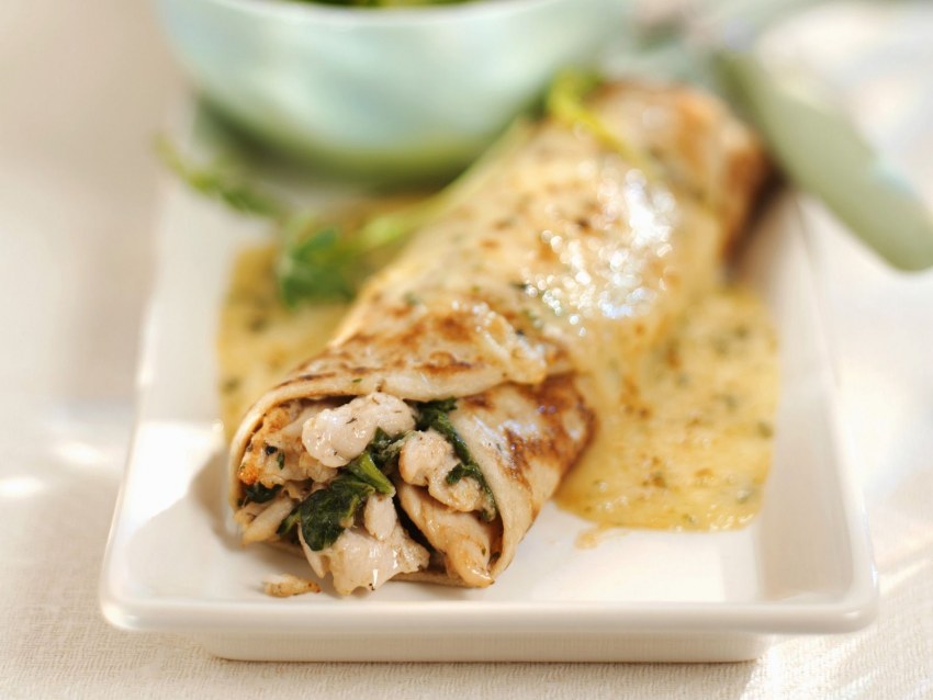 Блинчики с курицей и сыром