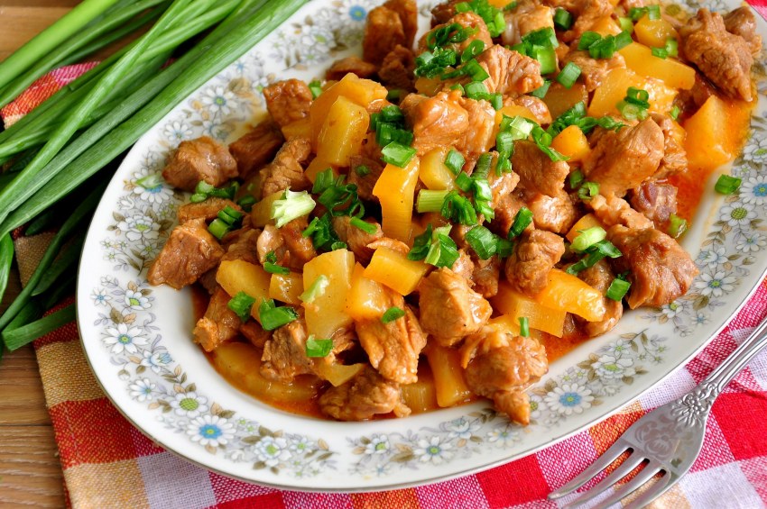 Курицы по грузински с орехами по-грузински