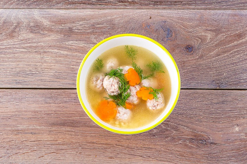 Суп картофельный с мясными фрикадельками