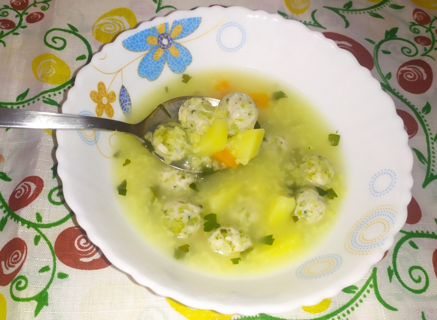 Суп с фрикадельками