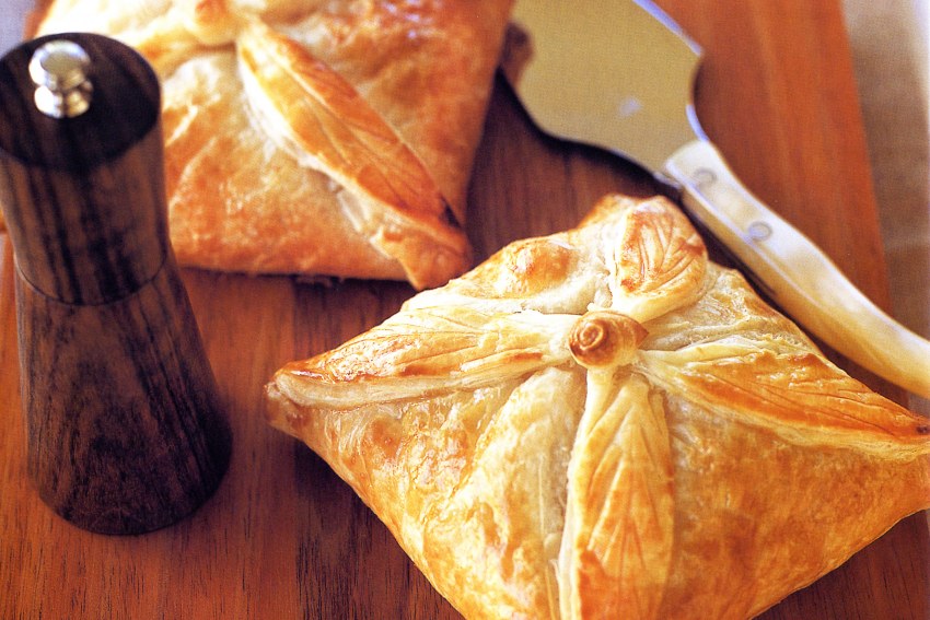 Фуршетные блюда из слоеного теста