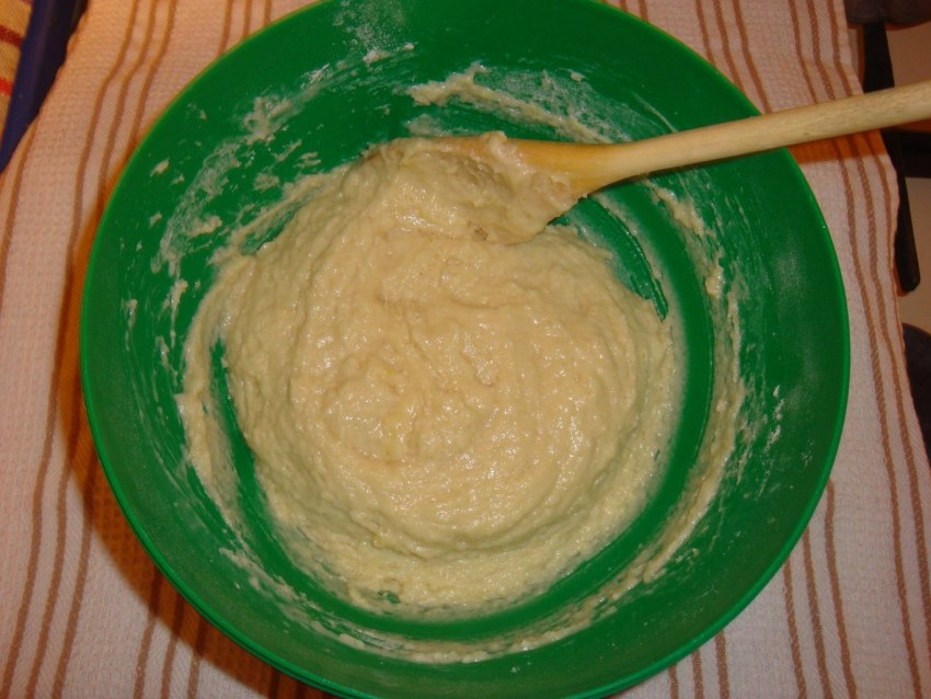 Какой консистенции должно быть тесто для кекса на кефире