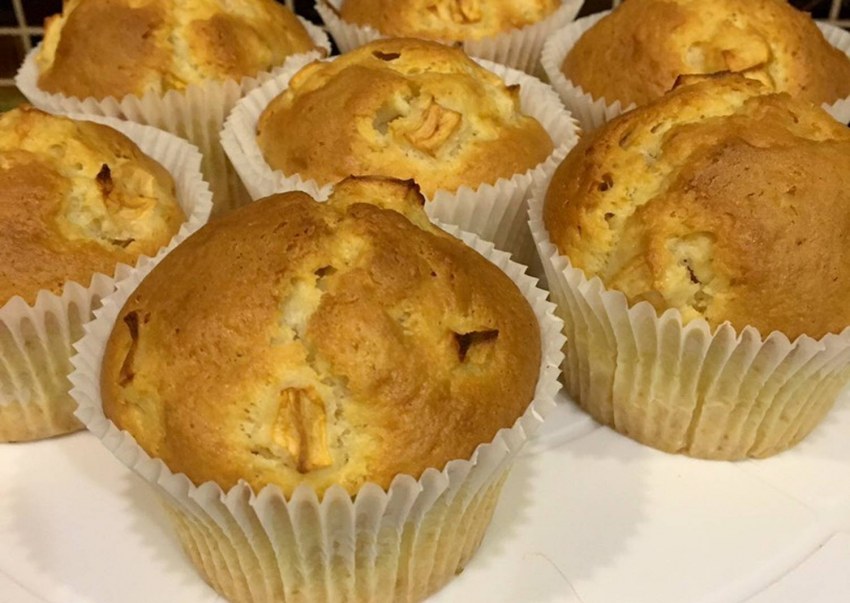 Яблочные маффины