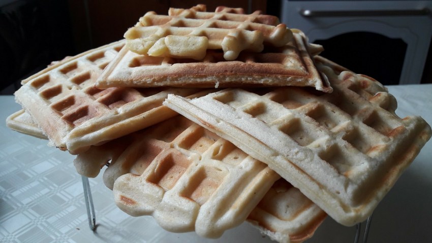 Kenwood 1800 гриль вафельница