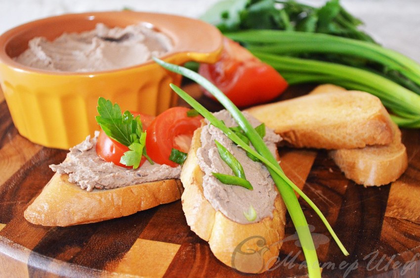 Пате из утиной печени с инжиром