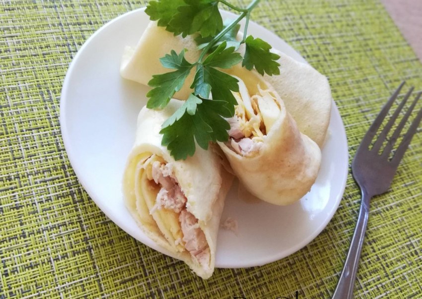 Яичные блины фаршированные