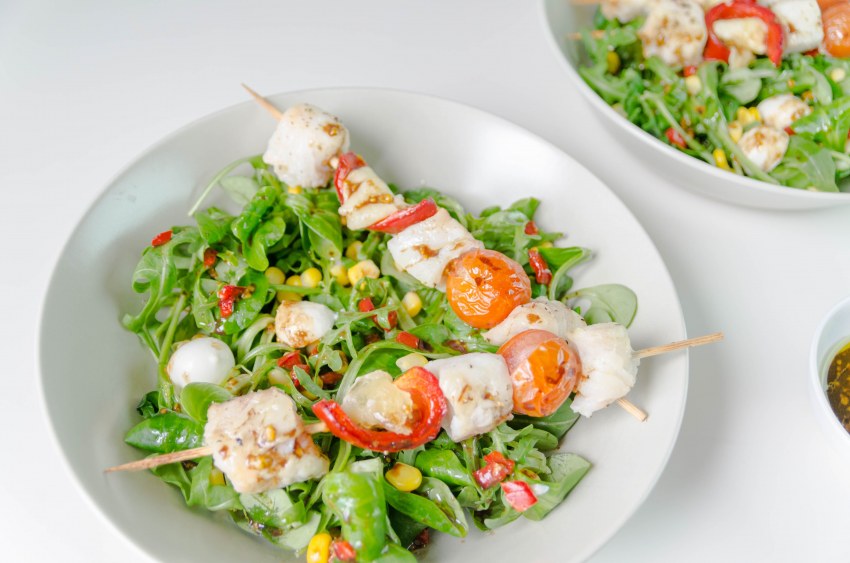 Помидор моцарелла песто закуска