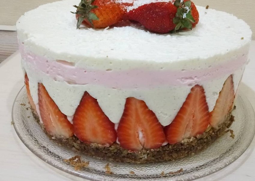 Творожно йогуртовый торт