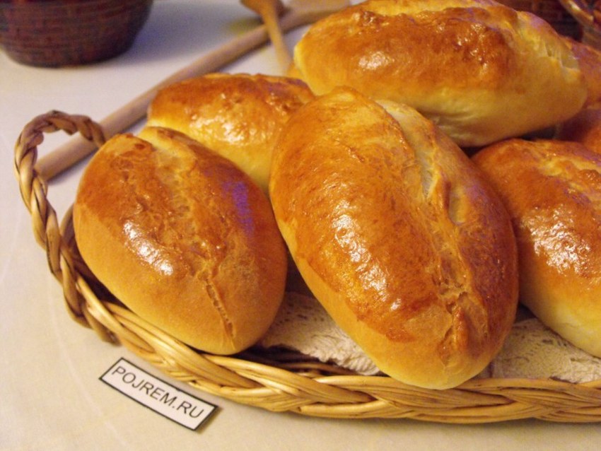 Пирожки печеные с капустой