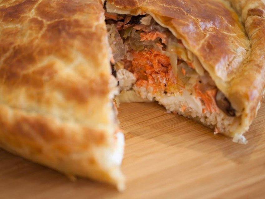 Бездрожжевой пирог с капустой